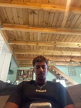 Axel black10 online show from 04.02.26