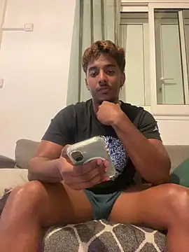 Axel black10 online show from 04.03.26