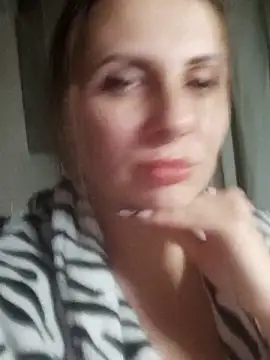 Snapshot of Kitty232425 chatting on 01.15.26 Kitty232425 online show from 01.15.26