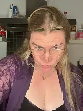 Snapshot of SexyBlondJoanna chatting on 02.18.26 SexyBlondJoanna online show from 02.18.26