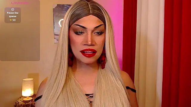 Snapshot of deliciousClaire chatting on 01.11.26 deliciousClaire online show from 01.11.26