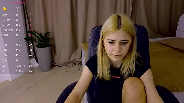 ApheliaStar online show from 01.10.26