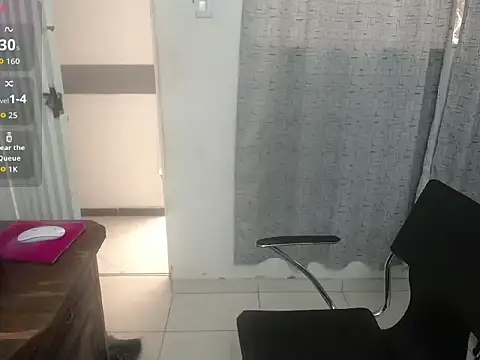 Snapshot of miss_charlott_18 chatting on 03.03.26 miss charlott 18 online show from 03.03.26