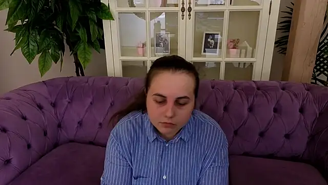 Snapshot of MikaFoxy chatting on 04.01.26 MikaFoxy online show from 04.01.26