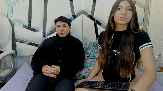 Snapshot of ScarlettAndLucas chatting on 03.10.26 ScarlettAndLucas online show from 03.10.26