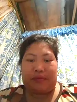 Snapshot of pinay_rose14 chatting on 04.17.26 pinay rose14 online show from 04.17.26