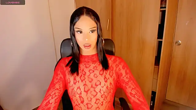 Snapshot of Celene_Goddess chatting on 05.23.26 Celene Goddess online show from 05.23.26