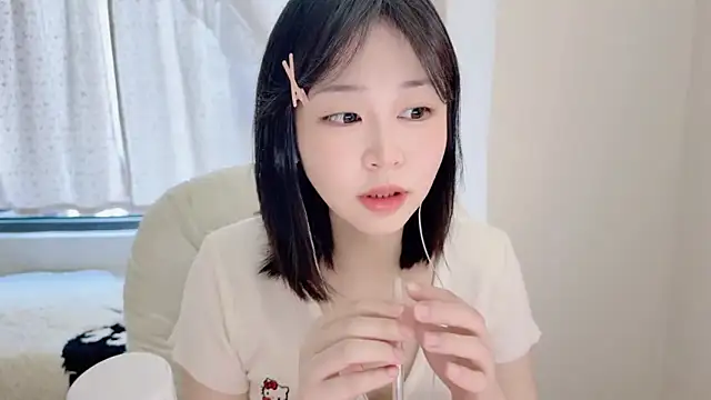 Snapshot of Onefiona chatting on 07.16.26 Onefiona online show from 07.16.26