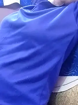 Snapshot of Zaara101 chatting on 02.25.26 Zaara101 online show from 02.25.26