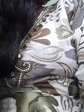 Snapshot of Zaara101 chatting on 03.21.26 Zaara101 online show from 03.21.26