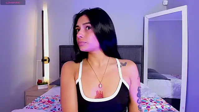 lilith petit  online show from 02.20.26