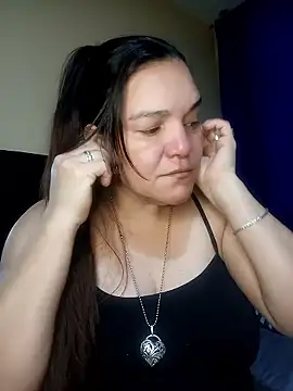 lee hot online show from 01.17.26