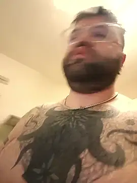 Snapshot of lovuoi20cm chatting on 01.10.26 lovuoi20cm online show from 01.10.26