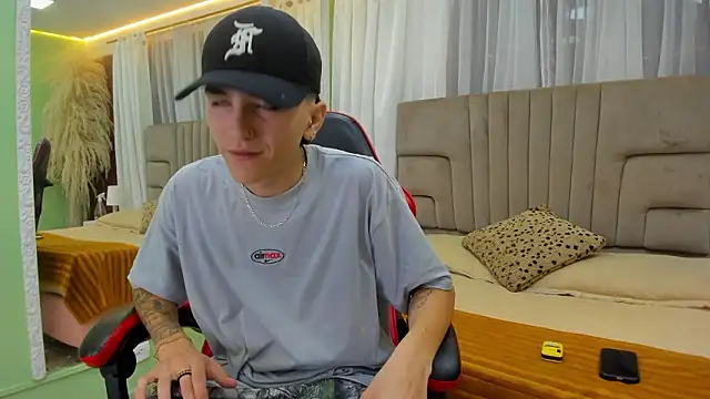 Snapshot of irvin_keyes chatting on 02.23.26 irvin keyes online show from 02.23.26