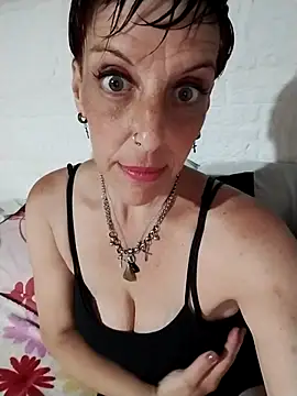 Juguetonafogosa5 online show from 02.04.26