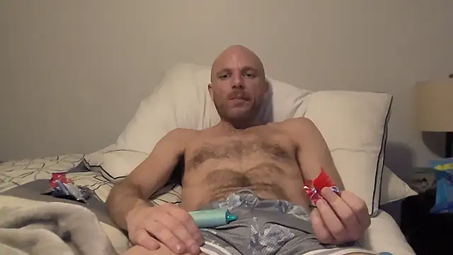 Snapshot of FrankieFuckMe chatting on 02.02.26 FrankieFuckMe online show from 02.02.26