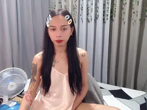 LOVELYMAYUMIE online show from 12.07.24