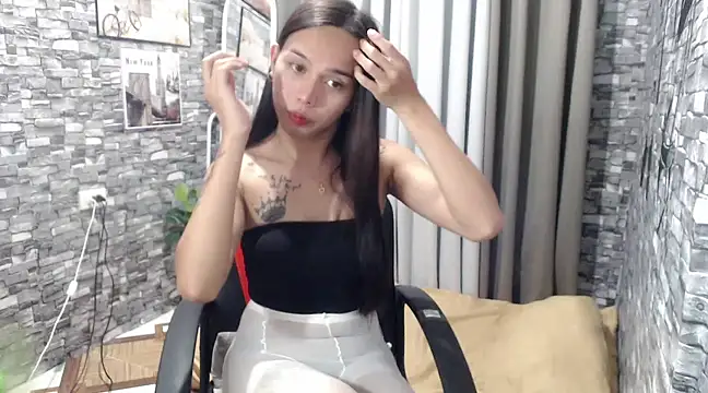 LOVELYMAYUMIE online show from 02.26.25