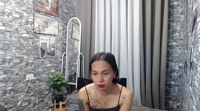 LOVELYMAYUMIE online show from 03.13.25