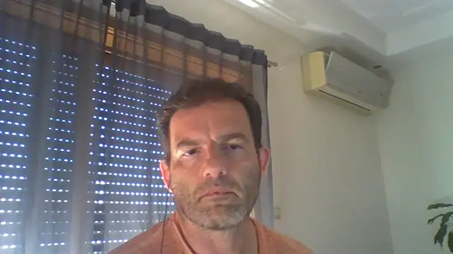 Snapshot of _grj1 chatting on 06.18.26 grj1 online show from 06.18.26