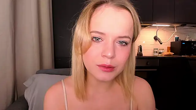 JessicaBeverly  online show from 04.27.26