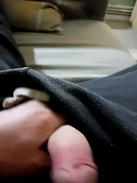 Snapshot of Hertsguy1984 chatting on 02.01.26 Hertsguy1984 online show from 02.01.26