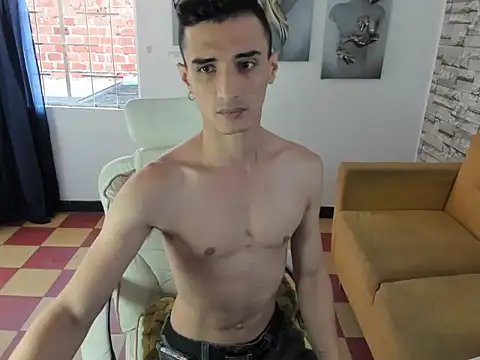 Snapshot of felipe_colinss chatting on 02.21.26 felipe colinss online show from 02.21.26