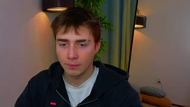 Snapshot of d3s_dn chatting on 02.18.26 d3s dn online show from 02.18.26