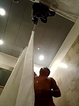 Snapshot of Antony-5045 chatting on 01.15.26 Antony-5045 online show from 01.15.26