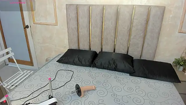 Meeganfoox online show from 01.31.26