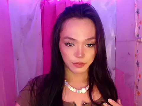 Snapshot of mariadeluxe chatting on 04.10.26 mariadeluxe online show from 04.10.26
