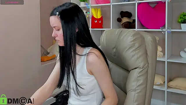 Snapshot of Kessi_Millisis chatting on 02.03.26 Kessi Millisis online show from 02.03.26