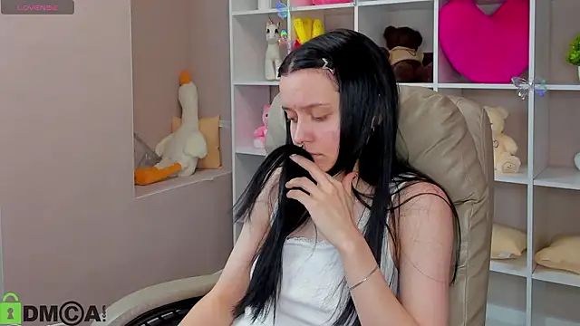 Snapshot of Kessi_Millisis chatting on 02.03.26 Kessi Millisis online show from 02.03.26