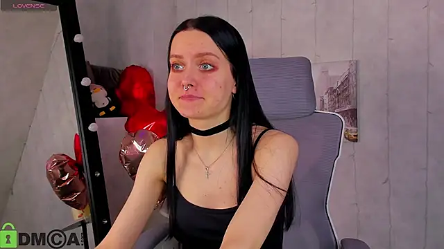 Snapshot of Kessi_Millisis chatting on 02.15.26 Kessi Millisis online show from 02.15.26