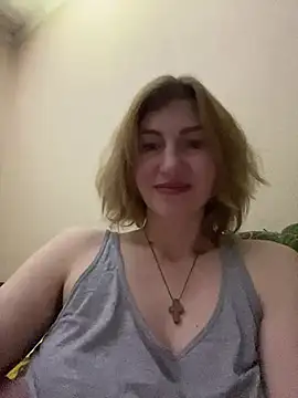 Snapshot of _Crystal_2 chatting on 01.17.26 Crystal 2 online show from 01.17.26