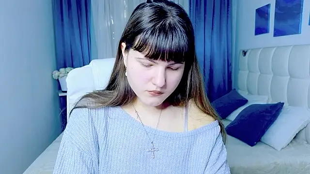 Snapshot of Miss__Poly chatting on 02.04.26 Miss Poly online show from 02.04.26