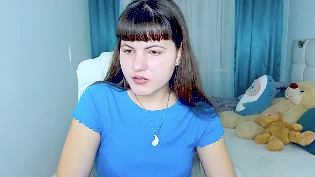 Snapshot of Miss__Poly chatting on 02.21.26 Miss Poly online show from 02.21.26