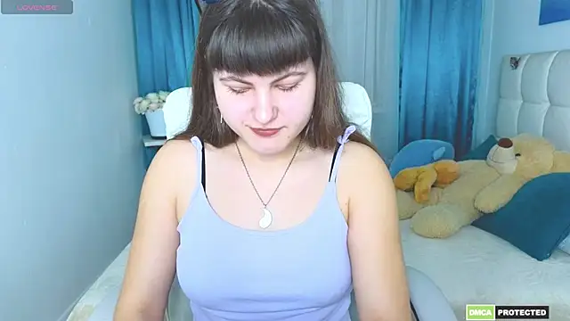 Snapshot of Miss__Poly chatting on 02.28.26 Miss Poly online show from 02.28.26