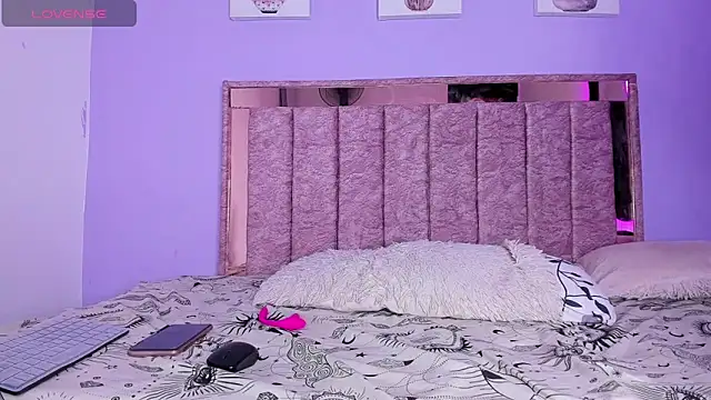 Snapshot of sam_sexy0106 chatting on 02.18.26 sam sexy0106 online show from 02.18.26