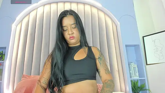 Snapshot of ChloeeMiller__ chatting on 02.12.26 ChloeeMiller online show from 02.12.26