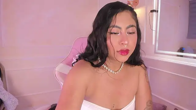 Snapshot of ThamaraGen_ chatting on 01.16.26 ThamaraGen online show from 01.16.26