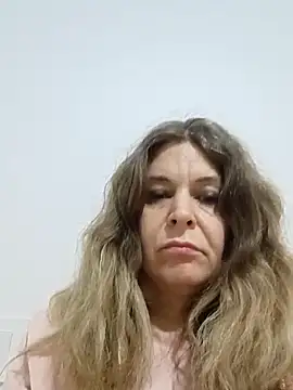 Snapshot of Didi2081 chatting on 02.15.26 Didi2081 online show from 02.15.26