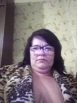 NysiOlsen online show from 04.07.26