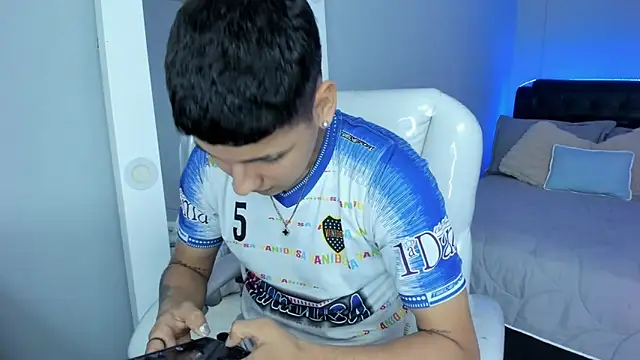 Liam9  online show from 02.10.26