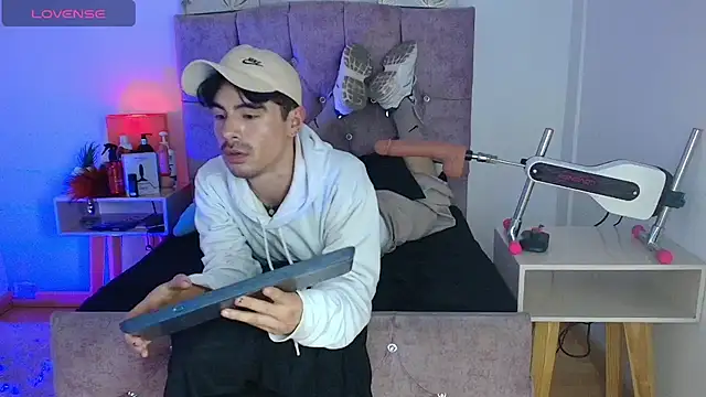 Ethan Briggs  online show from 03.14.26