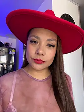 Pretty  Milf online show from 04.10.26