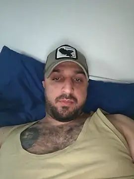 Snapshot of Mertozer01 chatting on 03.15.26 Mertozer01 online show from 03.15.26