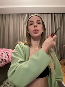 alexa-white online show from 03.04.26