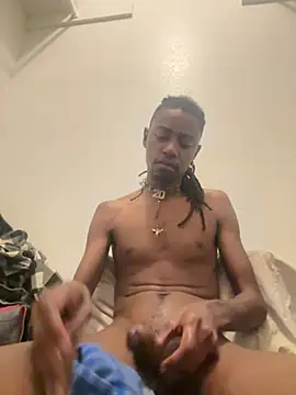 Grim777Hollow online show from 04.30.26