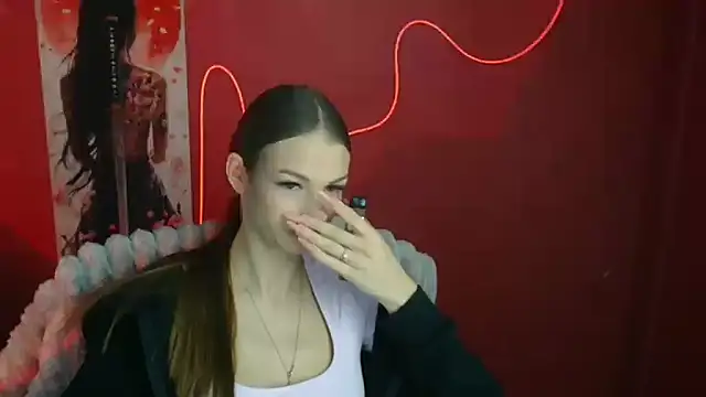 Snapshot of Lina_Loveuu chatting on 04.24.26 Lina Loveuu online show from 04.24.26